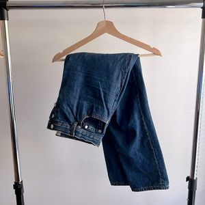 Women’s Everlane 90’s Cheeky Jean. Size 27R.